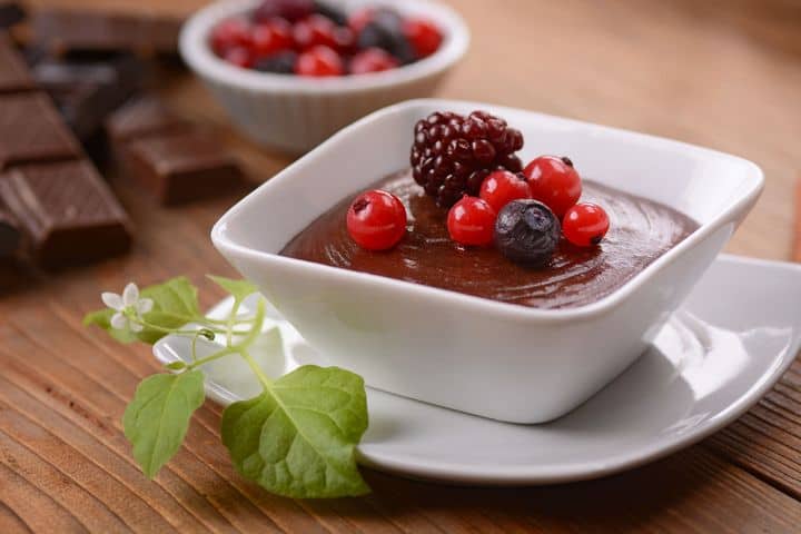 berry chocolate pudding